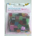 Lesklá mozaika - mix barev - čtverečky 1 x 1 cm - balení 45 g Lesklá mozaika - mix barev - čtverečky 1 x 1 cm - balení 45 g