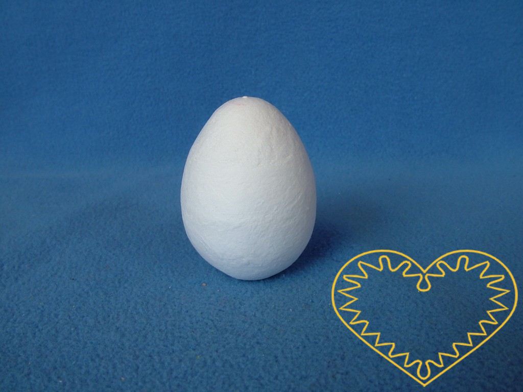 Bílé vatové vajíčko 26 x 34 mm - 1 kus. Malé bílé vajíčko z buničité vaty o rozměrech 26 x 39 mm. Vhodné k nejrůznějšímu tvoření - lepení, barvení, malování, k přípravě dekorací, k aranžování.