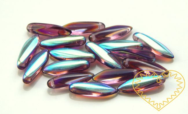 Mačkané skleněné korálky jazýčky ametyst - 300 ks. Působivě měňavé skleněné korálky tvaru jazýčků jsou krásným materiálem k výrobě svátečních šperků i dekoračních předmětů.