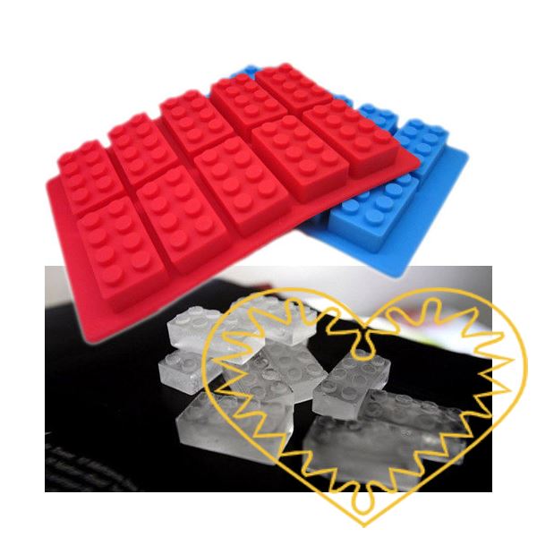 Silikonová forma ve tvaru kostiček ze stavebnice LEGO pro domácí výrobu mýdla z glycerínových mýdlových hmot i při metodě za studena. Dále při výrobě svíček, sádrových a pryskyřicových odlitků, šperků apod. Formu je možné používat při teplotě -40˚C, 