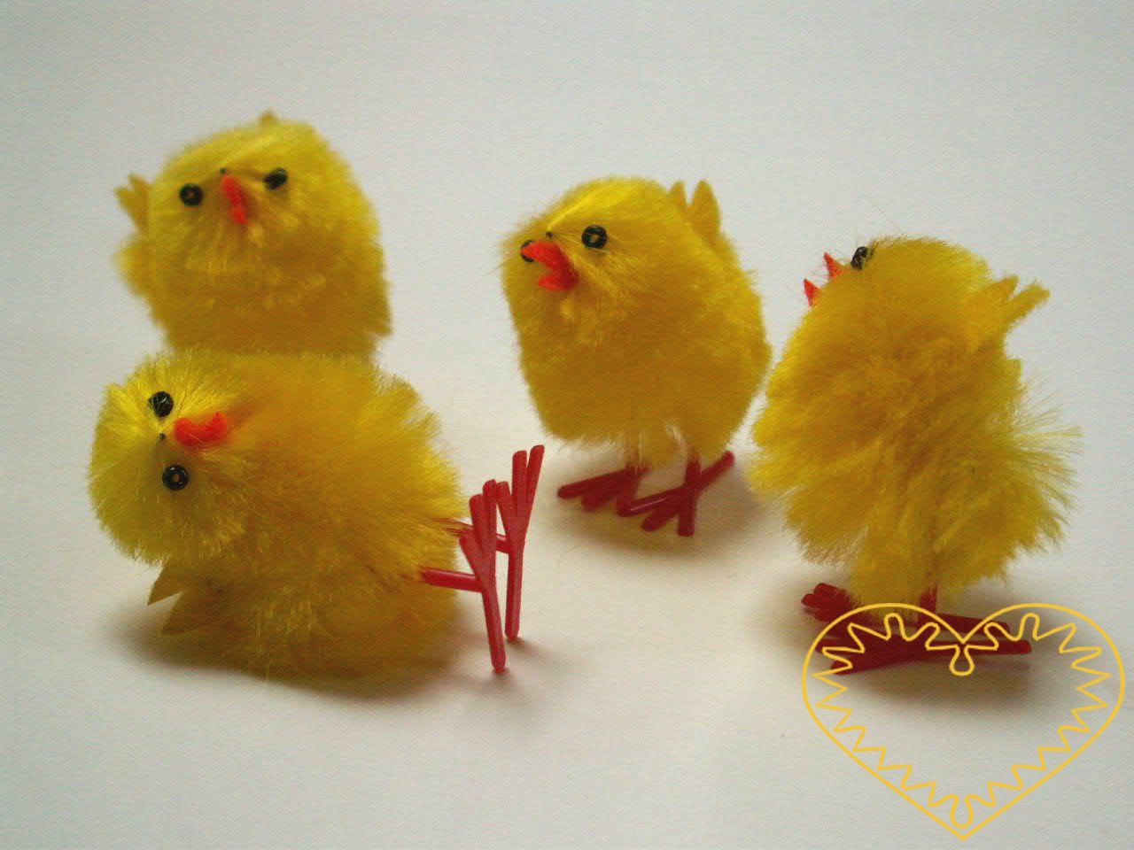 Žluté kuře / kuřátko ze žinylky - 1 ks. Vhodné obzvláště k vytváření jarních a veliokonočních dekorací.
