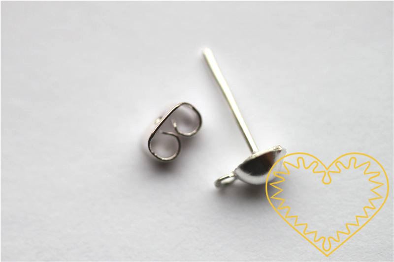 Zlatý spojovací kroužek ø 60 mm - 50 g (cca 800 - 900 ks). Spojovací kroužky využijete při výrobě rozličných šperků - náuštnic, náramků, náhrdelníků, čelenek nebo i prstýnků.