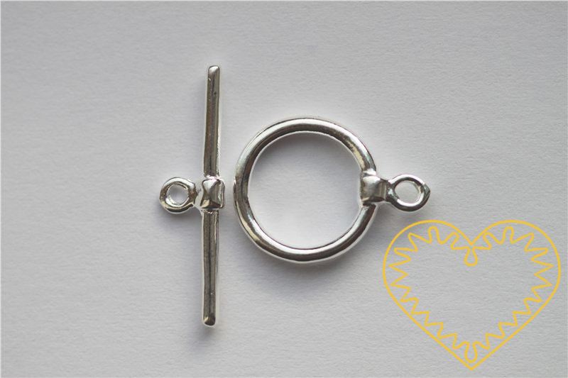 Platinový spojovací kroužek ø 60 mm - 50 g (cca 800 - 900 ks). Spojovací kroužky využijete při výrobě rozličných šperků - náuštnic, náramků, náhrdelníků, čelenek nebo i prstýnků.
